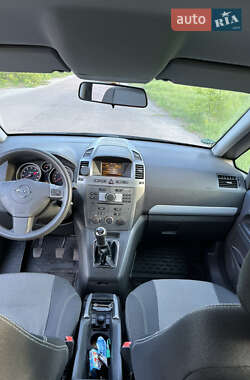 Минивэн Opel Zafira 2006 в 