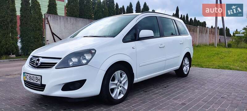 Opel Zafira 2013 Opel Zafira 2013