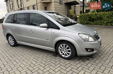 Минивэн Opel Zafira 2009 в 