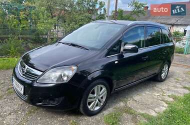 Минивэн Opel Zafira 2010 в Коломые