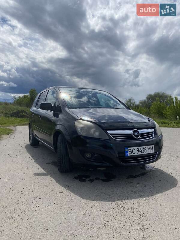 Мінівен Opel Zafira 2010 в Самборі