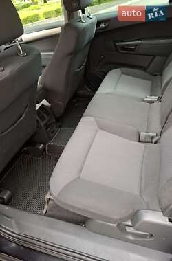 Минивэн Opel Zafira 2008 в 