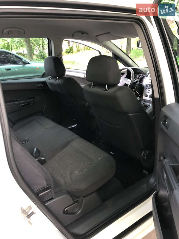 Мінівен Opel Zafira 2009 в Харкові