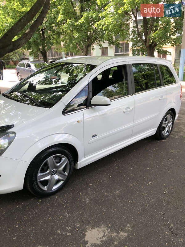 Мінівен Opel Zafira 2009 в Харкові