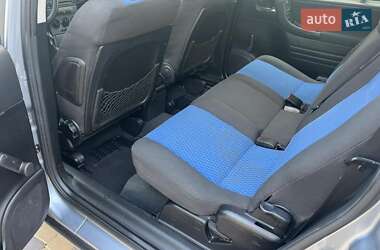 Минивэн Opel Zafira 2003 в 