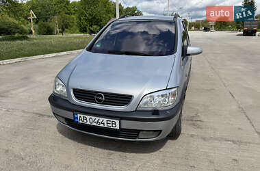 Минивэн Opel Zafira 2001 в 