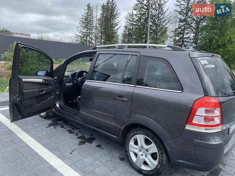 Мінівен Opel Zafira 2008 в Самборі