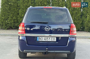 Мінівен Opel Zafira 2010 в 