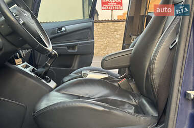 Мінівен Opel Zafira 2010 в 