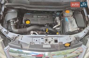 Минивэн Opel Zafira 2009 в 