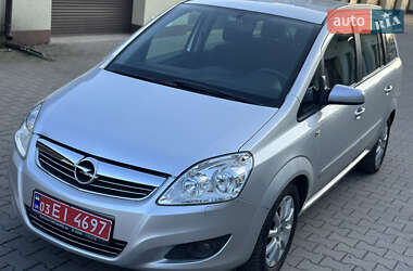 Минивэн Opel Zafira 2009 в 