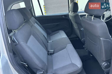Минивэн Opel Zafira 2009 в 