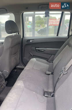 Минивэн Opel Zafira 2012 в 