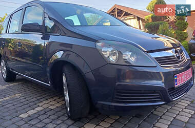 Минивэн Opel Zafira 2008 в 