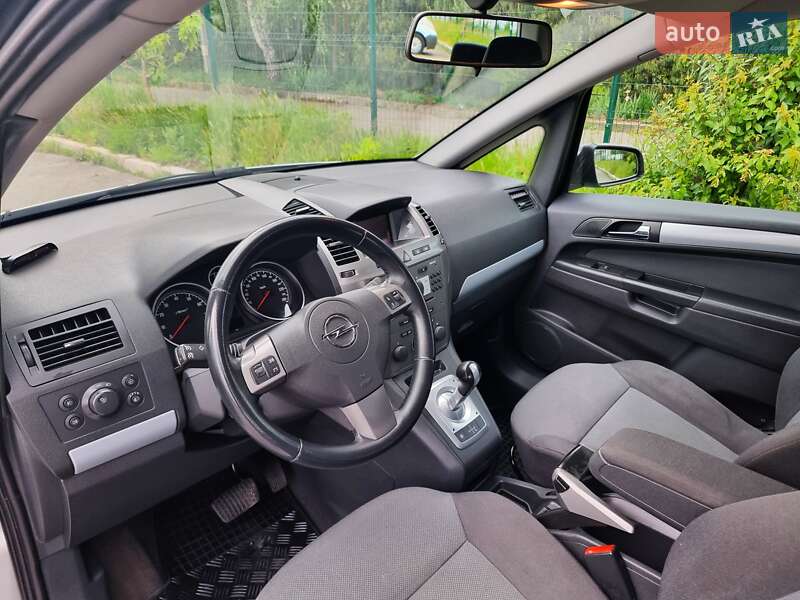 Мінівен Opel Zafira 2007 в Хмельницькому
