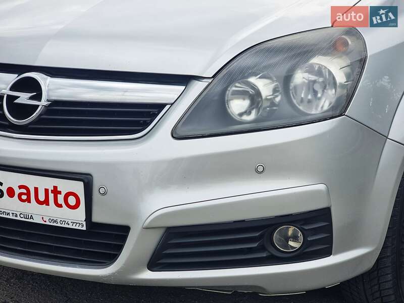Мінівен Opel Zafira 2007 в Хмельницькому