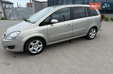 Минивэн Opel Zafira 2009 в 