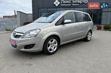 Минивэн Opel Zafira 2009 в 