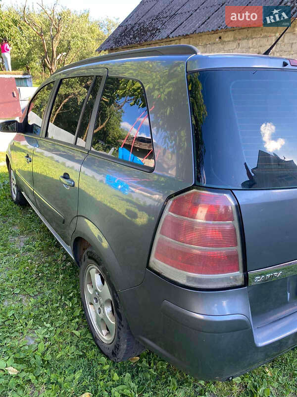 Мінівен Opel Zafira 2005 в Городку