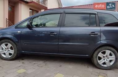 Минивэн Opel Zafira 2009 в 
