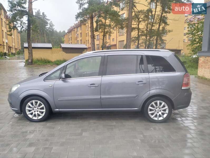 Мінівен Opel Zafira 2006 в Острозі