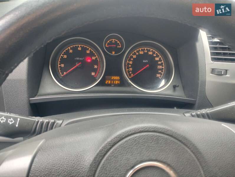 Мінівен Opel Zafira 2006 в Острозі