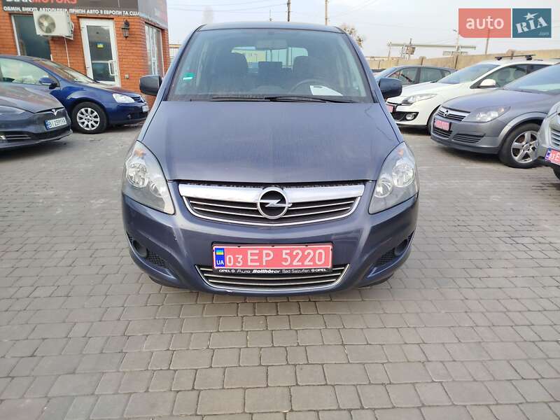 Opel Zafira 2011
