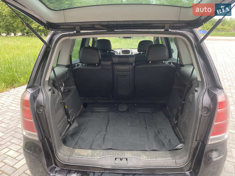 Мінівен Opel Zafira 2007 в Немирові