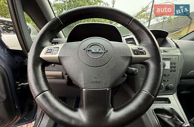 Мінівен Opel Zafira 2006 в 