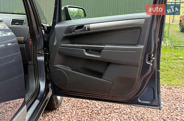 Мінівен Opel Zafira 2006 в 