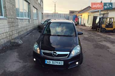 Минивэн Opel Zafira 2006 в 