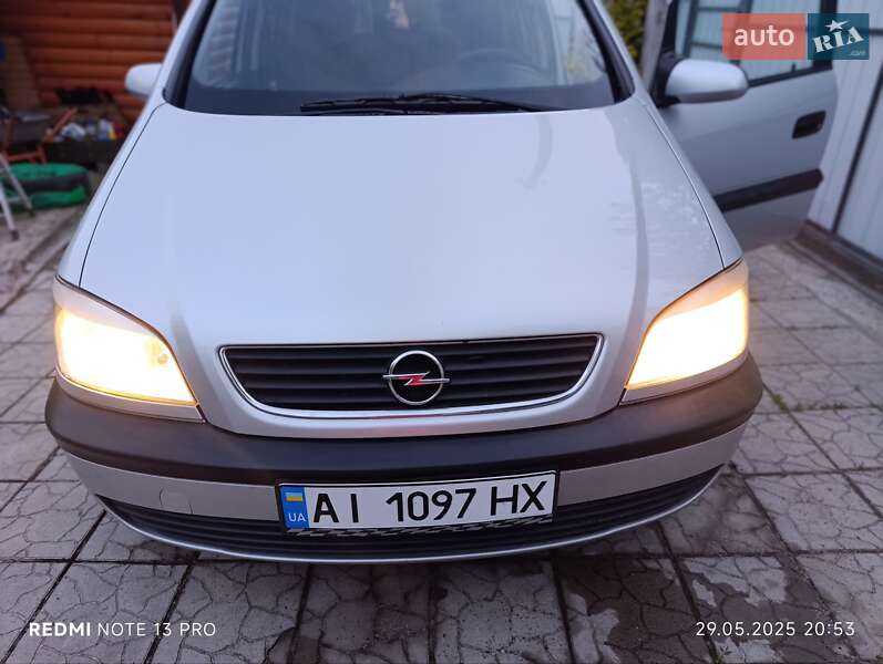 Opel Zafira 2003