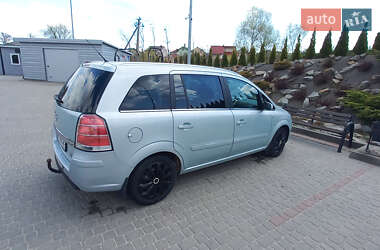 Минивэн Opel Zafira 2009 в 