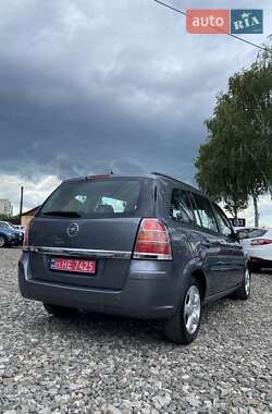 Минивэн Opel Zafira 2006 в 