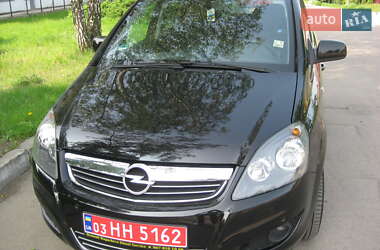 Мінівен Opel Zafira 2011 в 