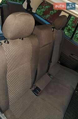 Мінівен Opel Zafira 2005 в 