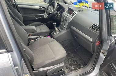 Минивэн Opel Zafira 2008 в 