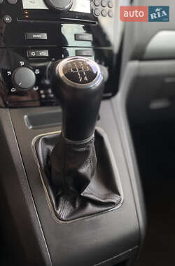 Мінівен Opel Zafira 2010 в 