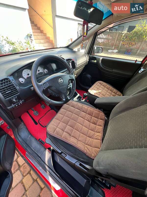 Минивэн Opel Zafira 2003 в Львове фото 4 Минивэн Opel Zafira 2003 в Львове