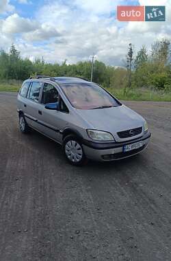 Мінівен Opel Zafira 1999 в Голобах