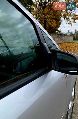 Минивэн Opel Zafira 2006 в 