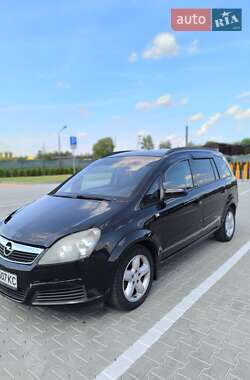Минивэн Opel Zafira 2005 в 