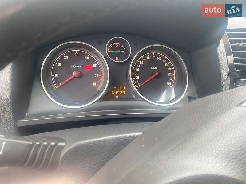 Минивэн Opel Zafira 2012 в Ковеле