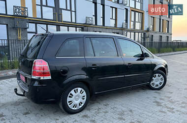 Минивэн Opel Zafira 2007 в 