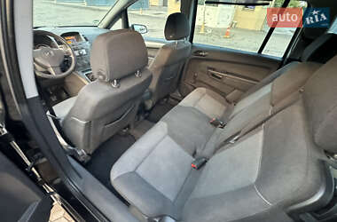 Минивэн Opel Zafira 2007 в 
