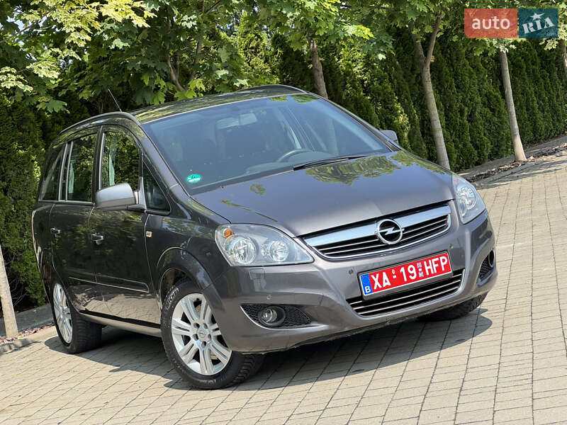 Минивэн Opel Zafira 2012 в Львове