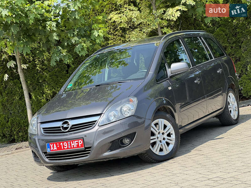Минивэн Opel Zafira 2012 в Львове