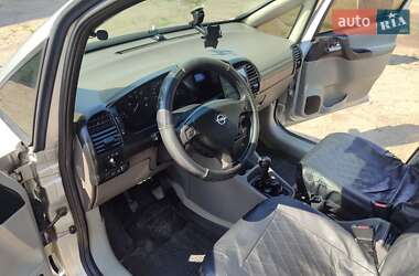 Минивэн Opel Zafira 2003 в 
