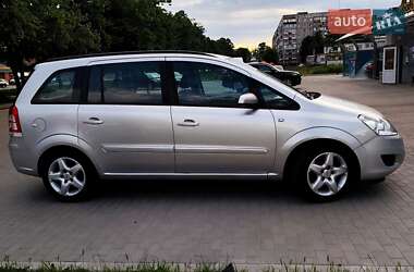 Минивэн Opel Zafira 2008 в 
