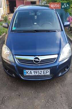 Микровэн Opel Zafira 2012 в Киеве